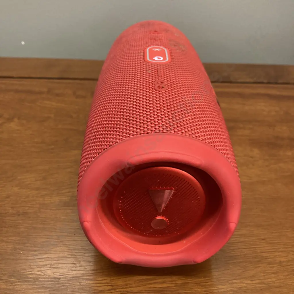 JBL CHARGE 5 Portable Bluetooth Speaker - Red Image 1++